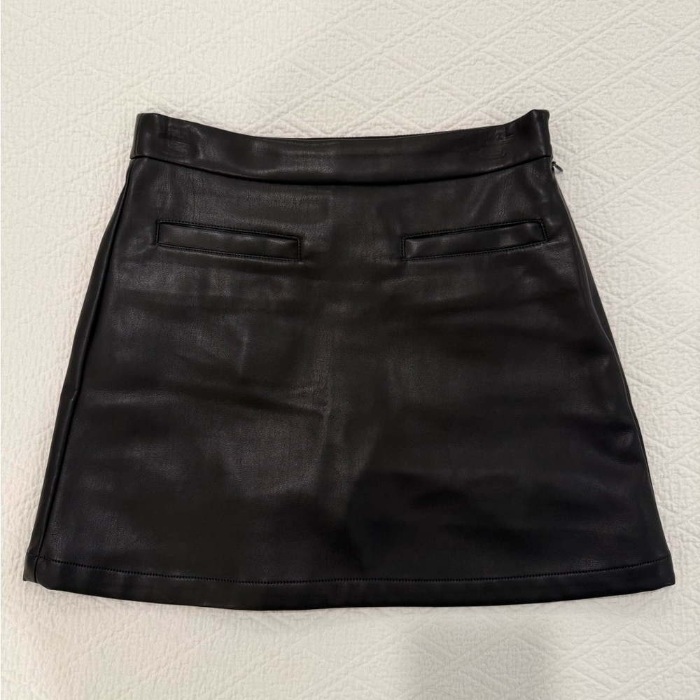 GAP Black Faux Leather Skirt